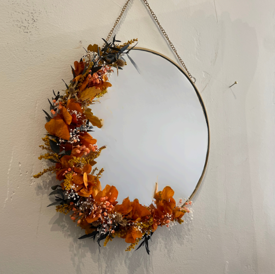 Miroir Orange Marron composé de hortensia