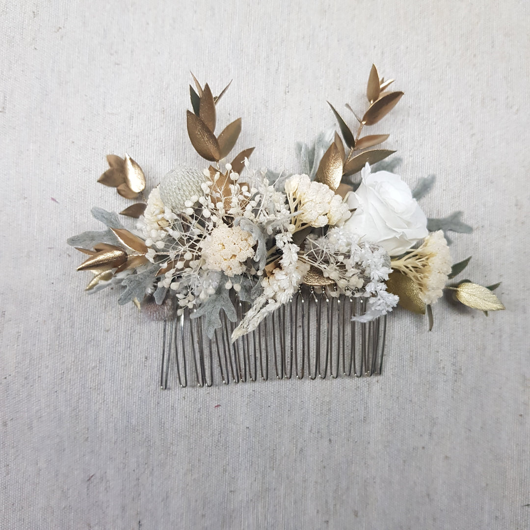 Peigne en fleurs stabilisées éternelles blanc "Carrefour de Norvège" : ATELIERS OUCHAMP
