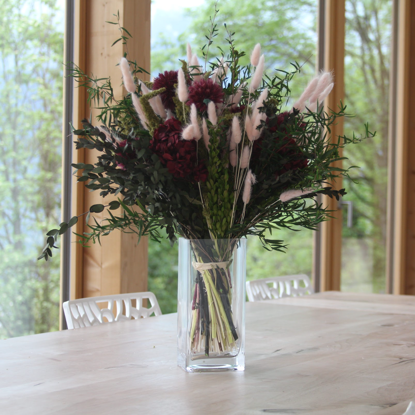 Fleurs stabilisées : une alternative naturelle, écologique et durable à la décoration florale classique