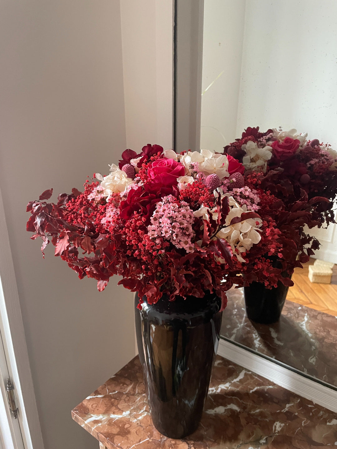 Comment Utiliser des Fleurs Eternelles pour Décorer Votre Intérieur
