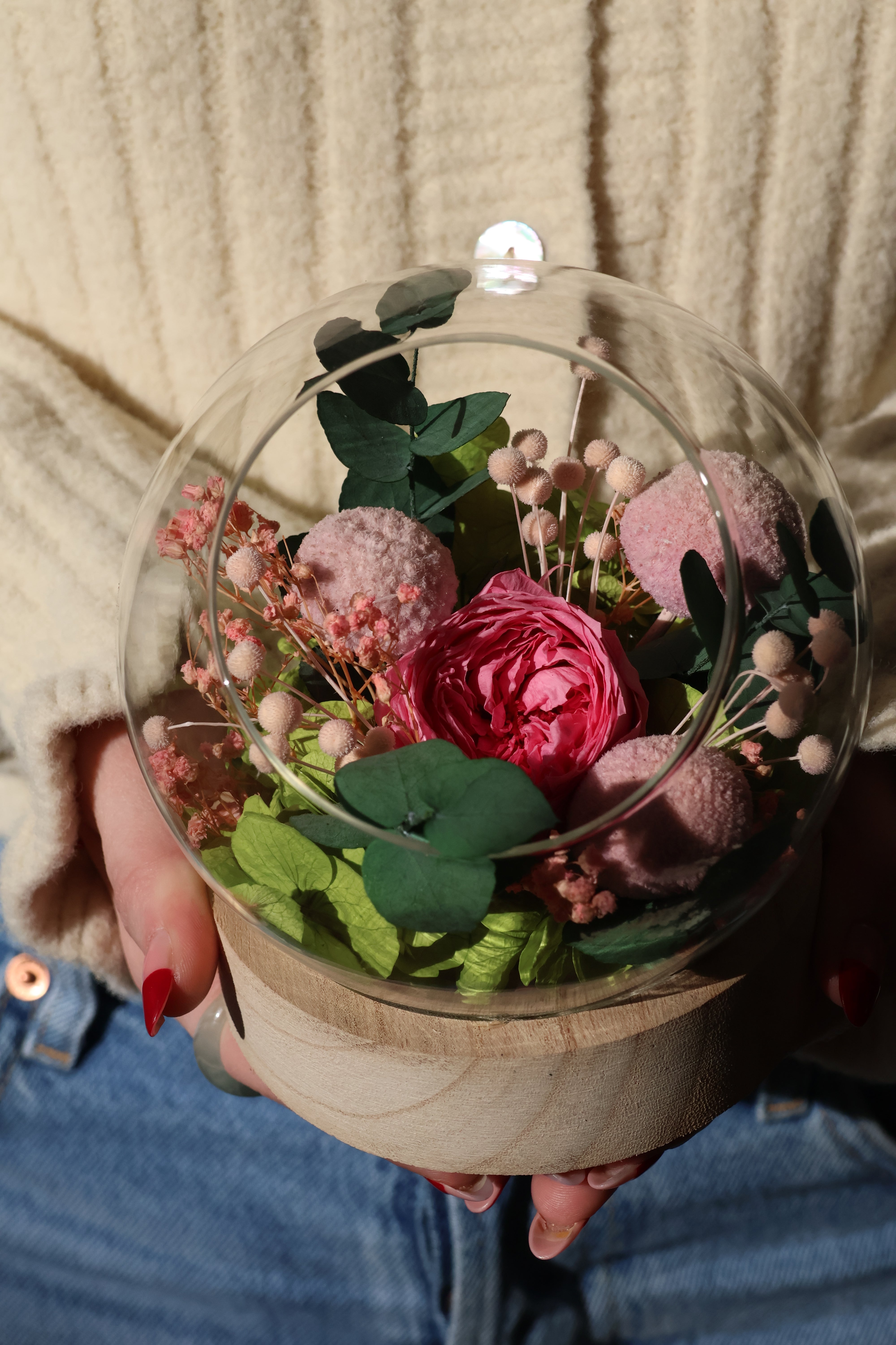 5 idées de cadeaux en fleurs stabilisées pour dire merci à un professeur