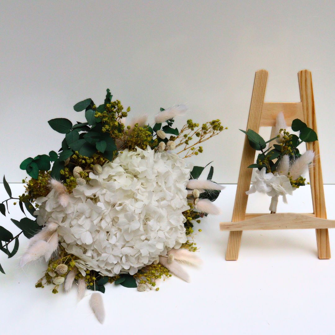 Bouquet Éternel de mariée "Mur des Je t'aime"