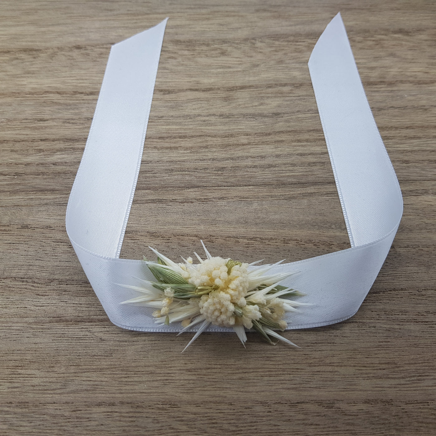 Bracelet fait de fleurs stabilisées éternelles "Rue Galande" | Ateliers Ouchamp